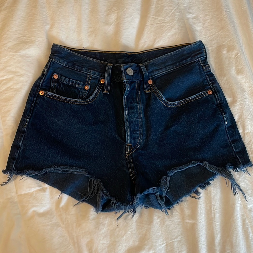 Womens Levi Jean shorts